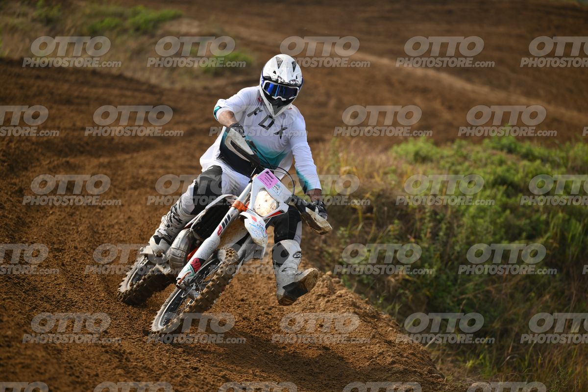 0 - FOX white suite · DSH_7933