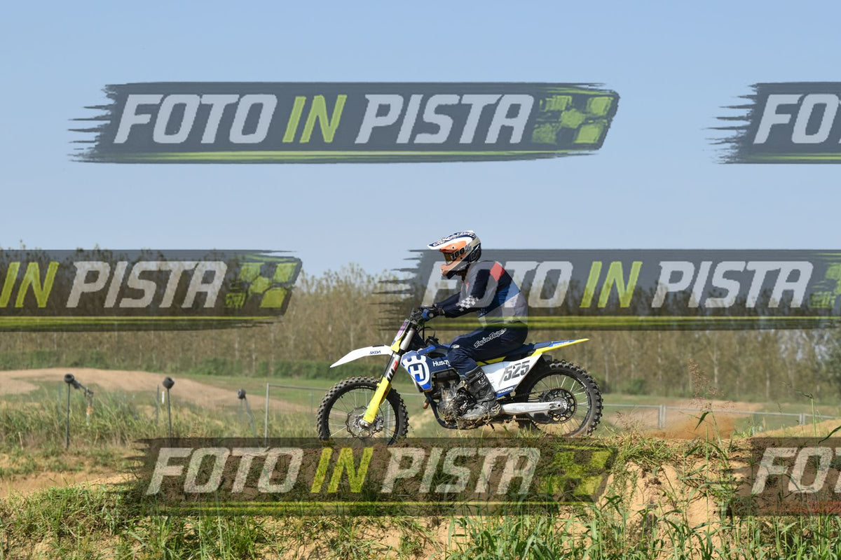 525 · DSH_7967