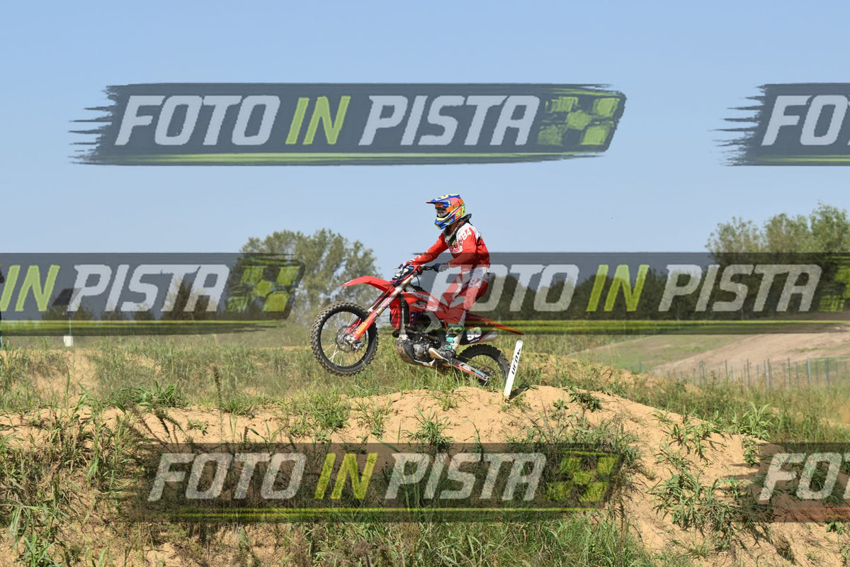 93 · DSH_7974