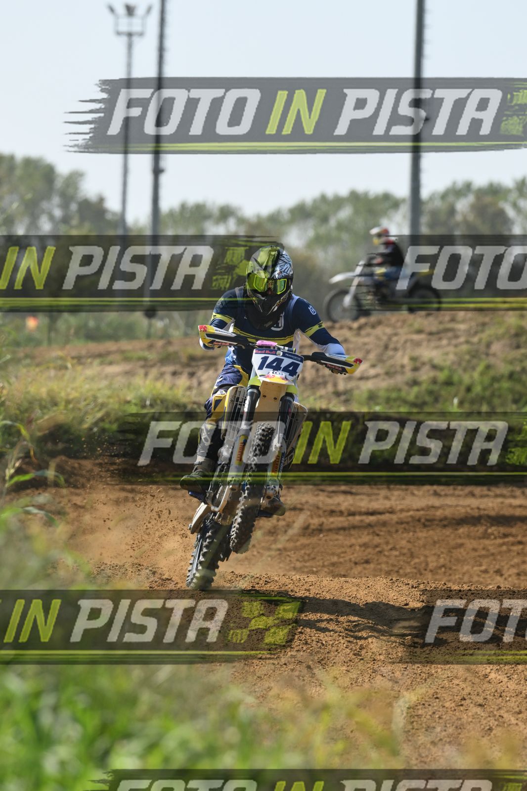 144 · DSH_8010