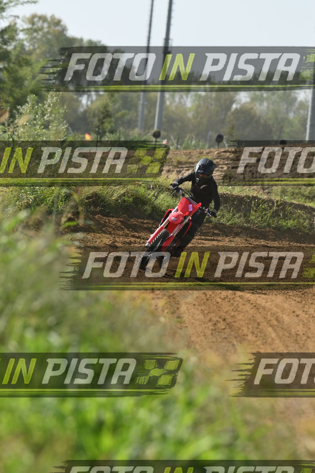RED HONDA - ALL BLACK · DSH_8105