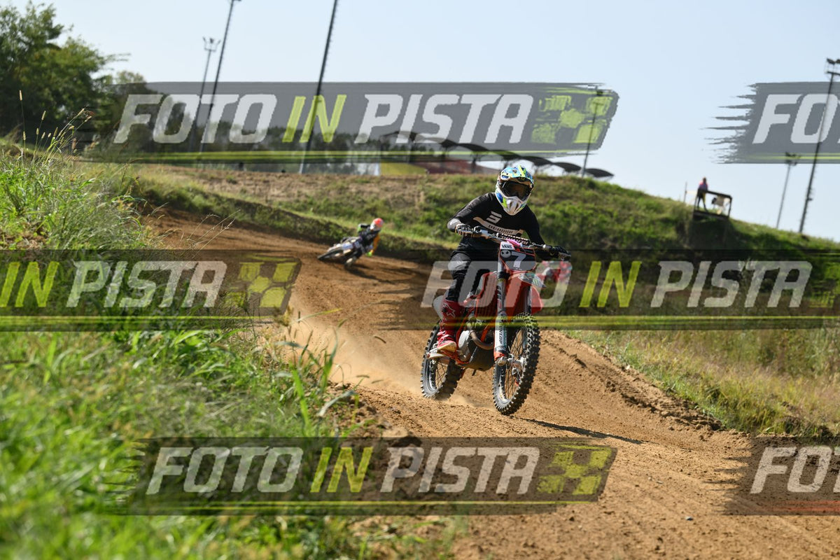 7 · DSH_8213