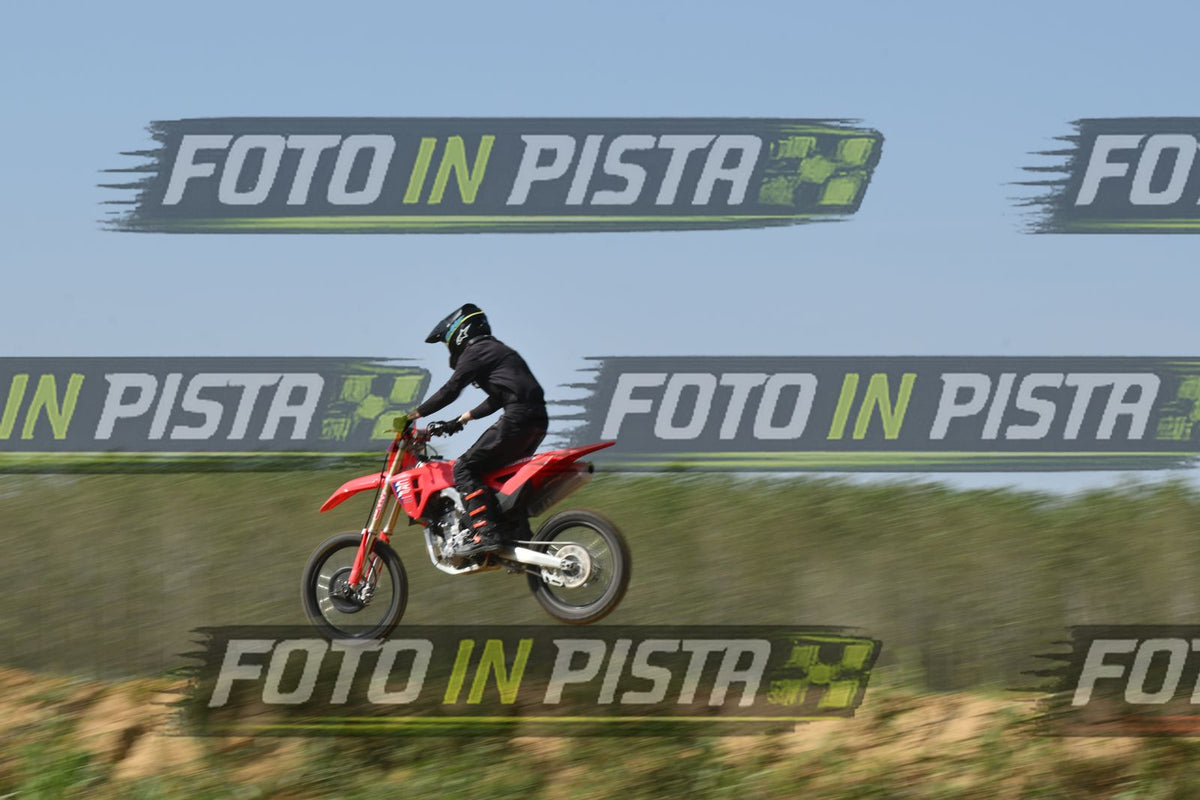 RED HONDA - ALL BLACK · DSH_8275