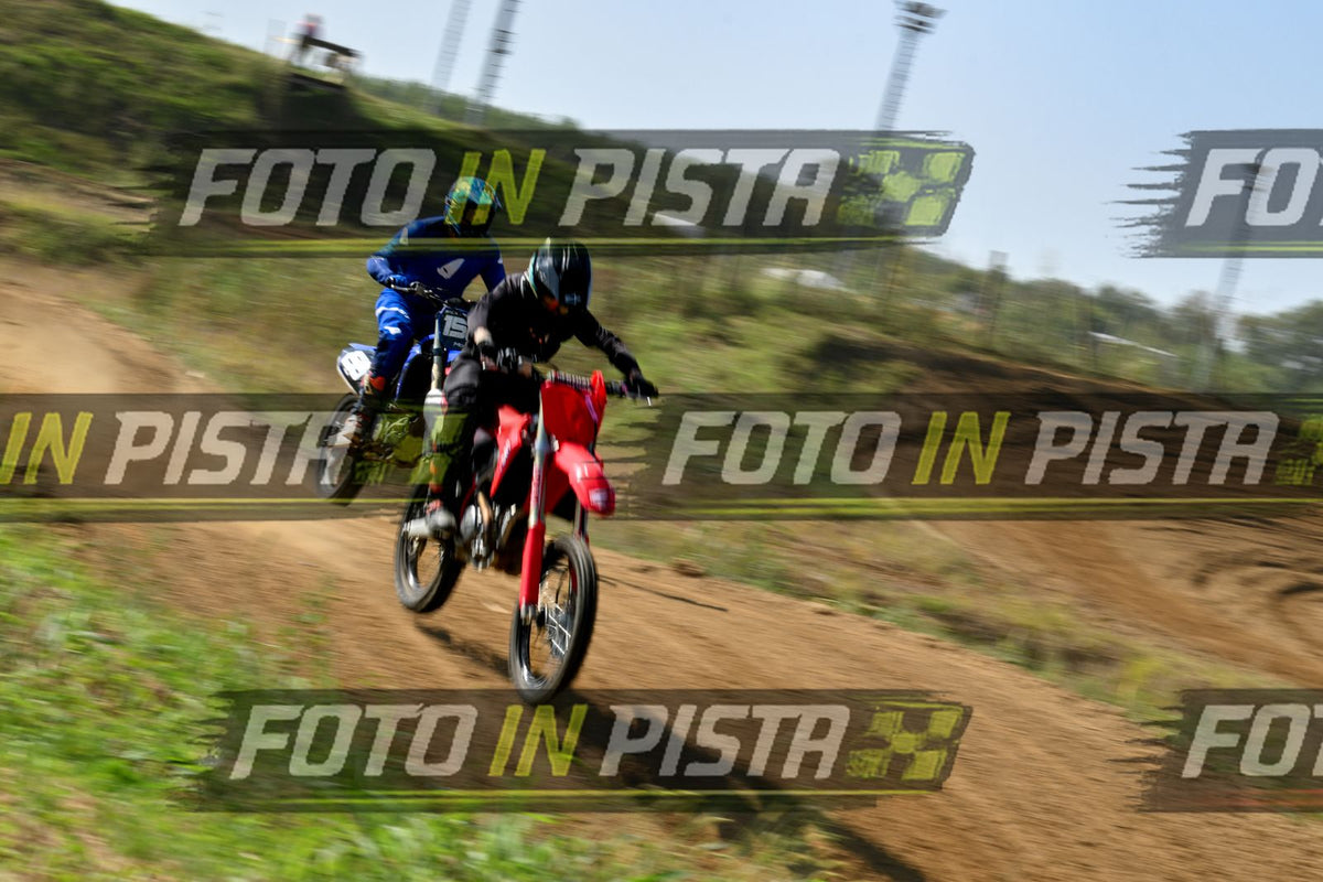 RED HONDA - ALL BLACK · DSH_8331