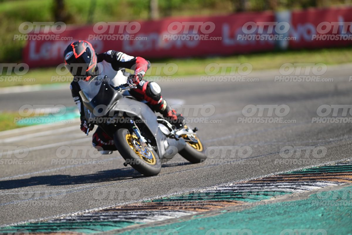 PITBIKE - SCOOTER 16 · DSH_8361
