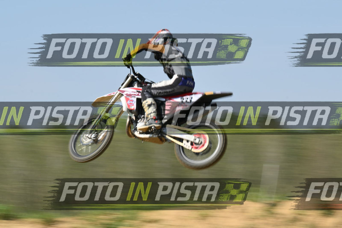 333 · DSH_8405