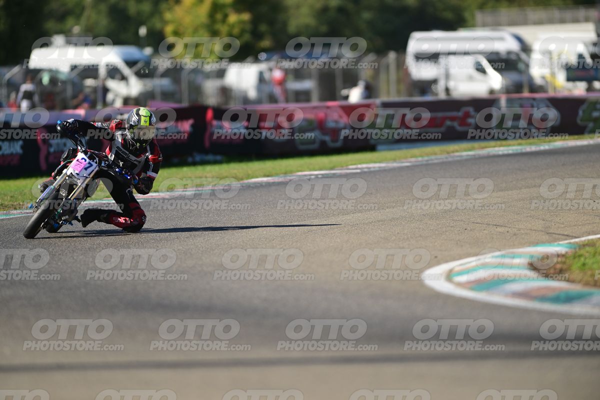 PITBIKE - SCOOTER 27 · DSH_8450
