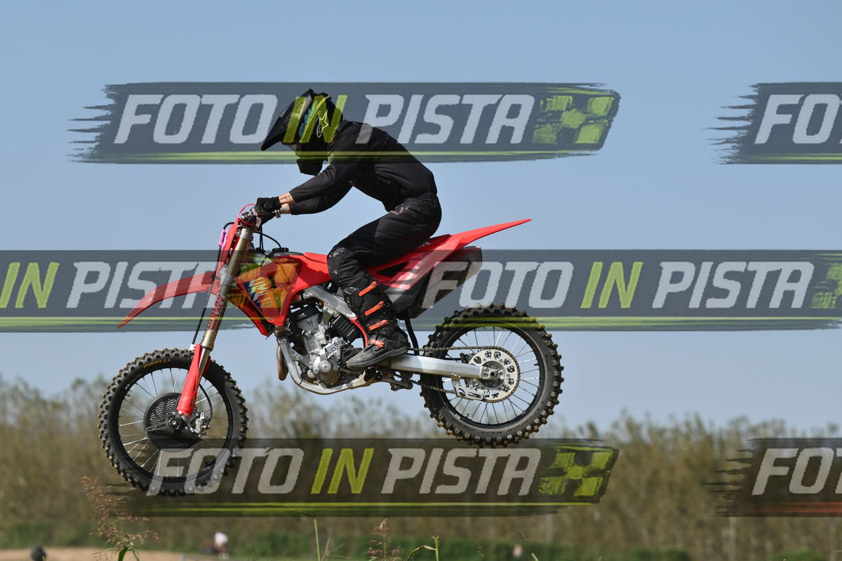 RED HONDA - ALL BLACK · DSH_8474