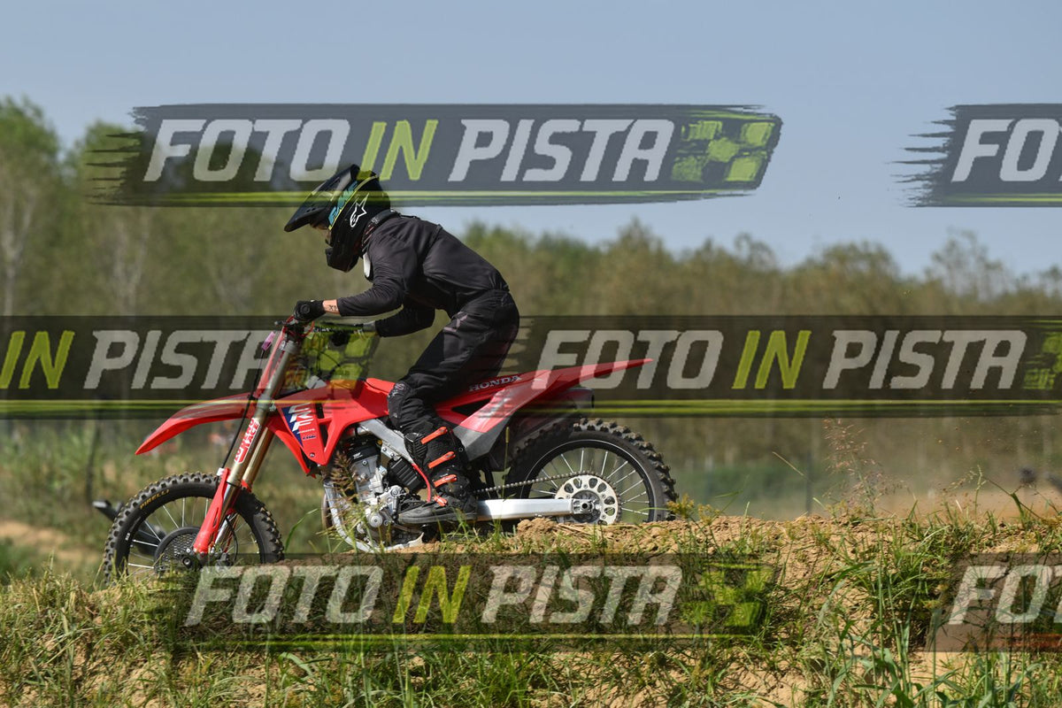 RED HONDA - ALL BLACK · DSH_8477