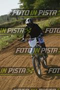 WHITE BIKE - BLACK SHIRT · DSH_8521