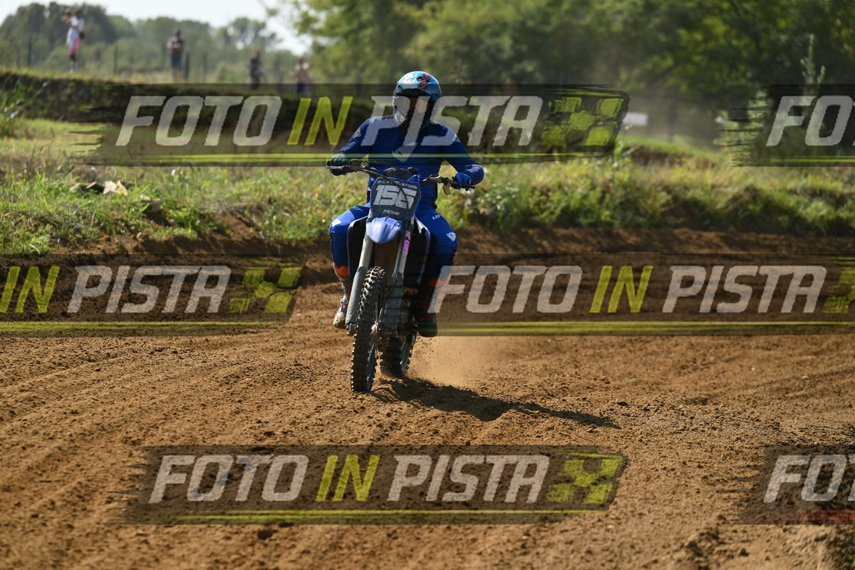 TOTAL BLUE · DSH_8560