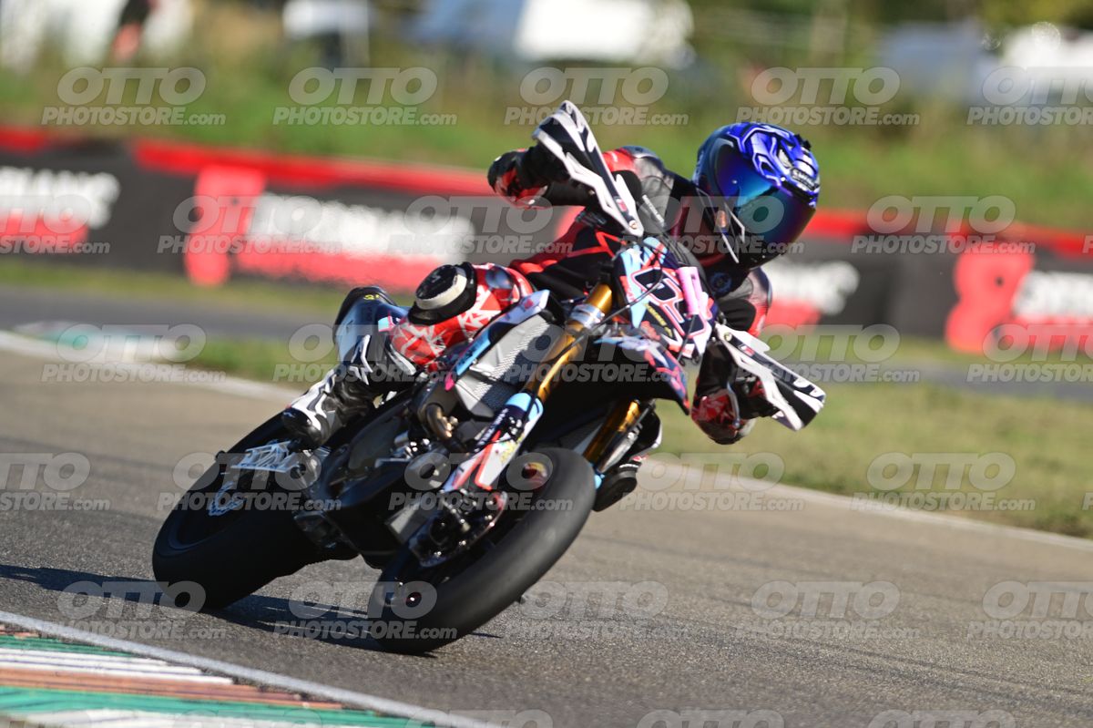 SUPERMOTO 69 · DSH_8588