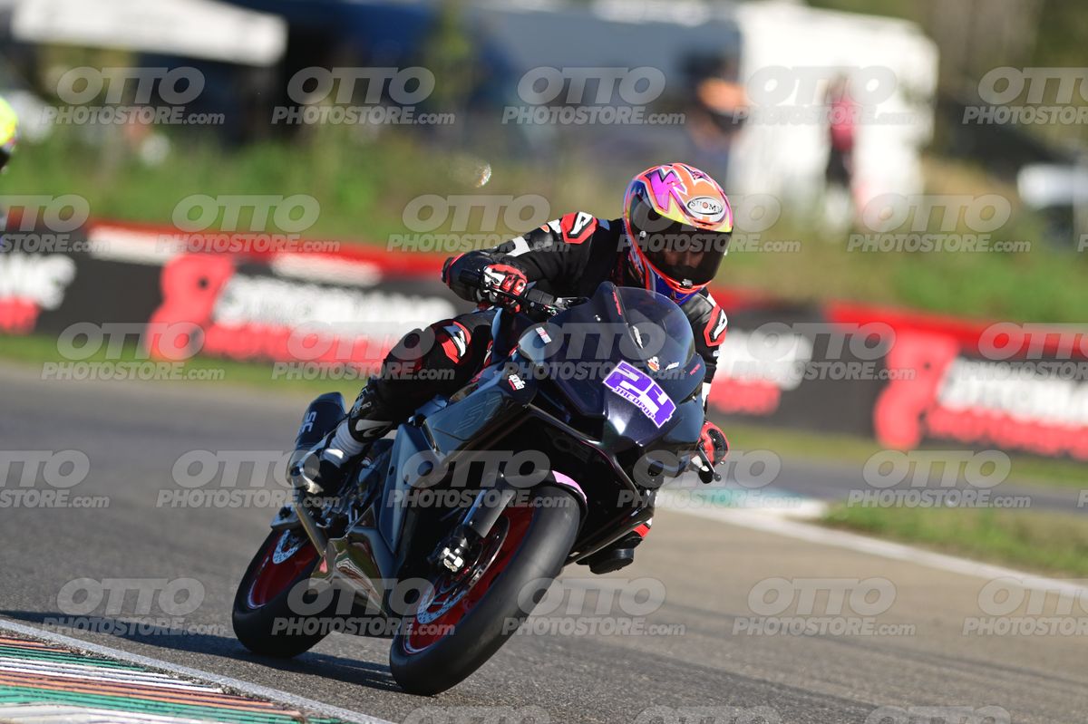 SUPERMOTO 24 · DSH_8605