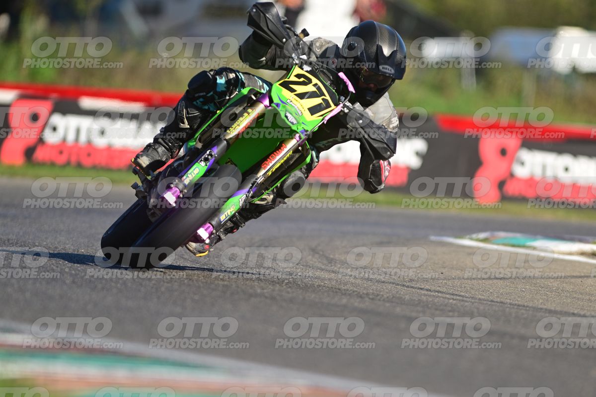 SUPERMOTO 271 · DSH_8676