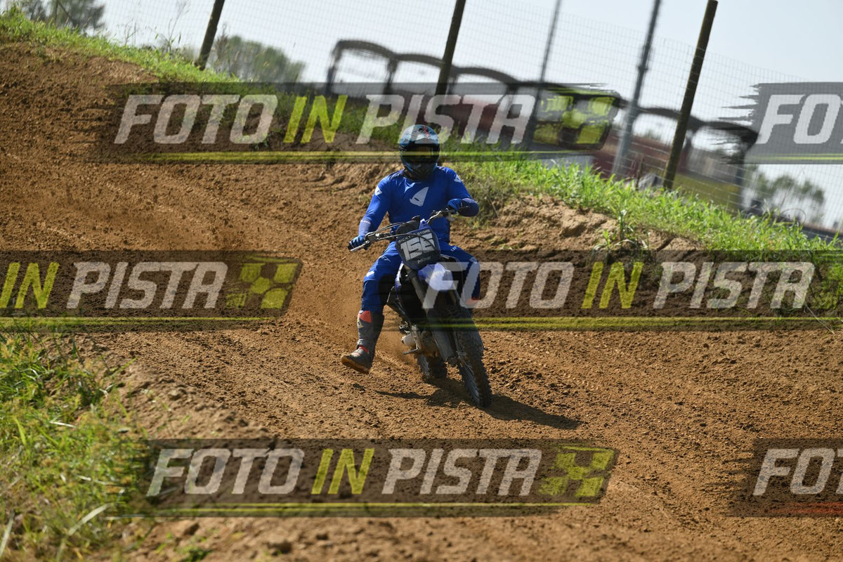 TOTAL BLUE · DSH_8735
