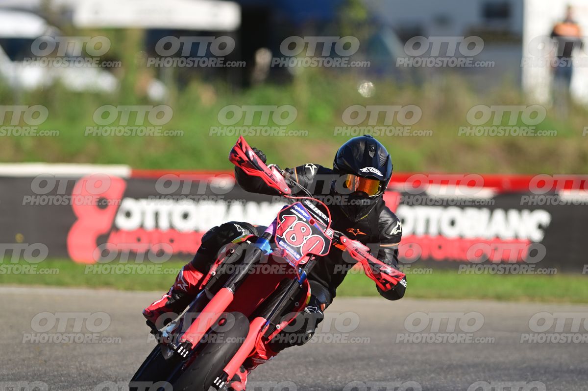 SUPERMOTO 180 · DSH_8740