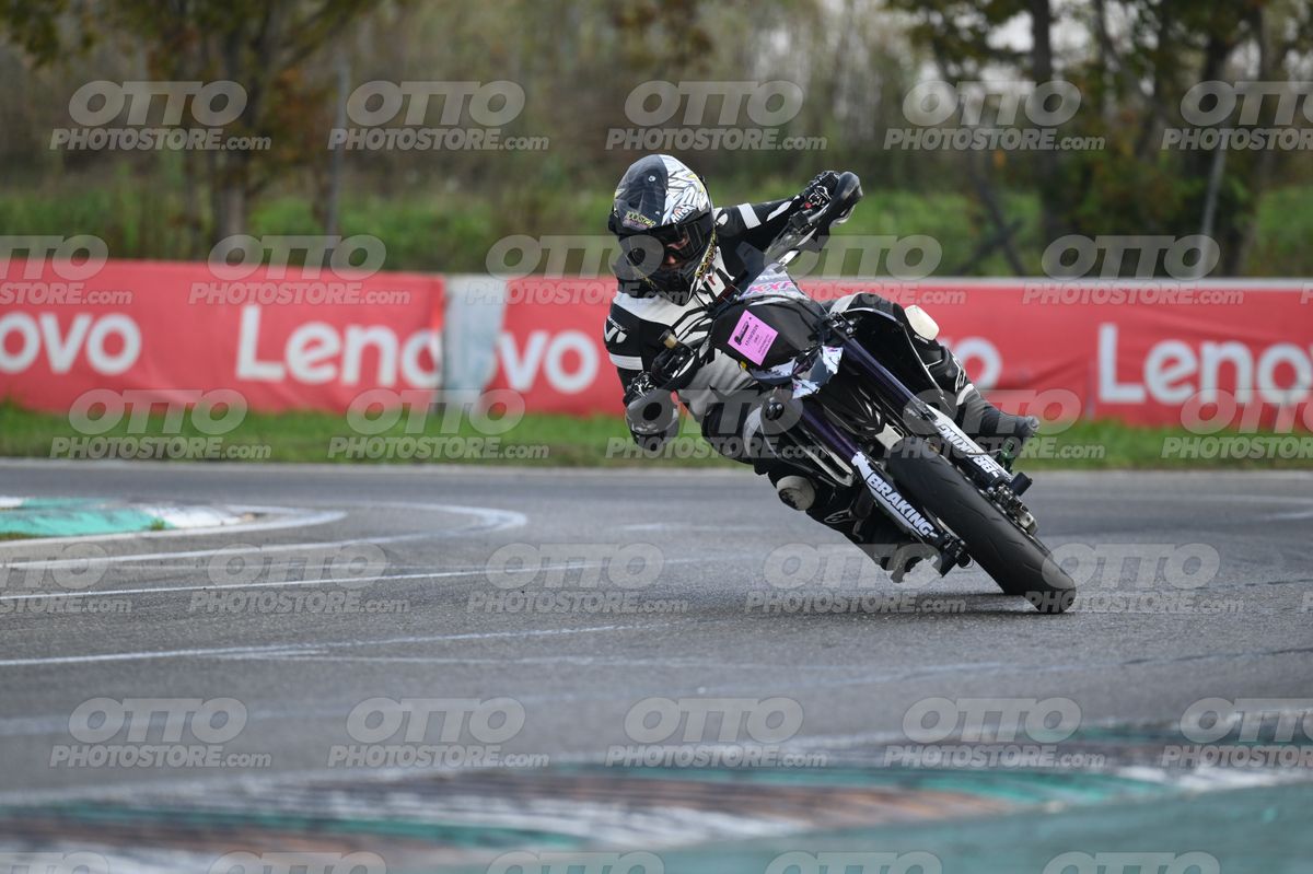 SUPERMOTO 0 KXF white black · DSH_8779