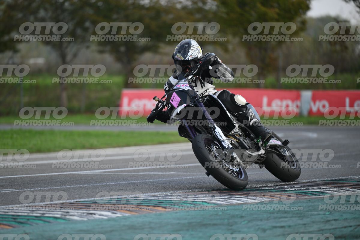 SUPERMOTO 0 KXF white black · DSH_8781