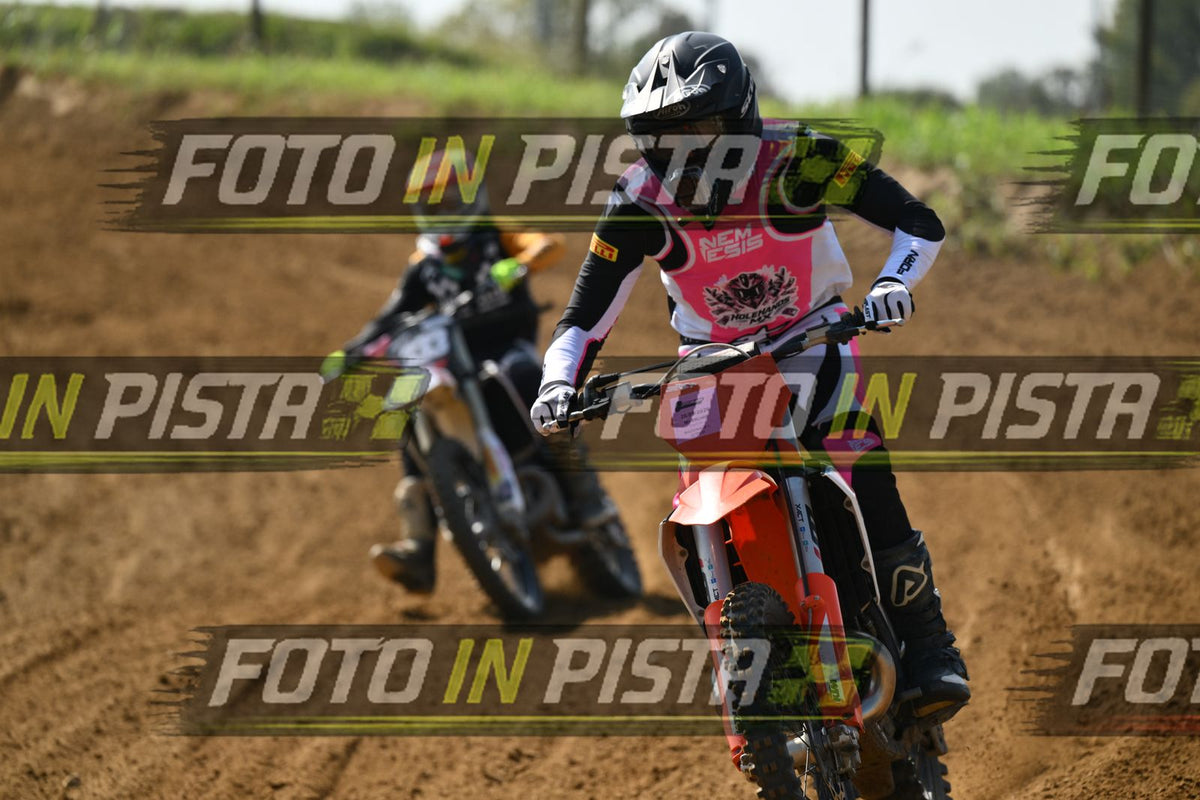 KTM - PINK WHITE SHIRT · DSH_8805