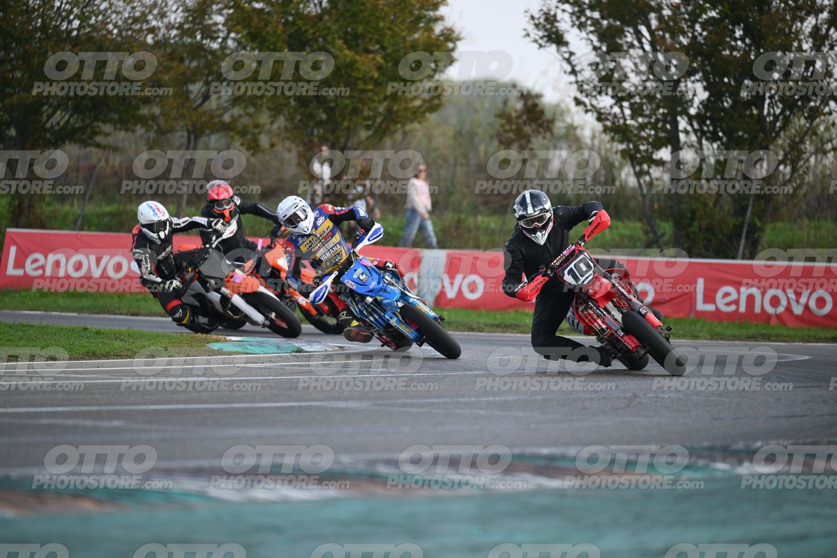 SUPERMOTO 10 · DSH_8829