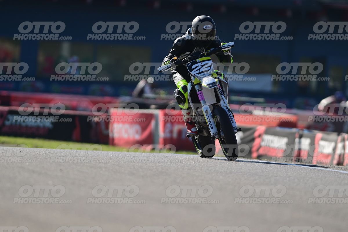 SUPERMOTO 22 · DSH_8830