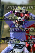 99 · DSH_8841