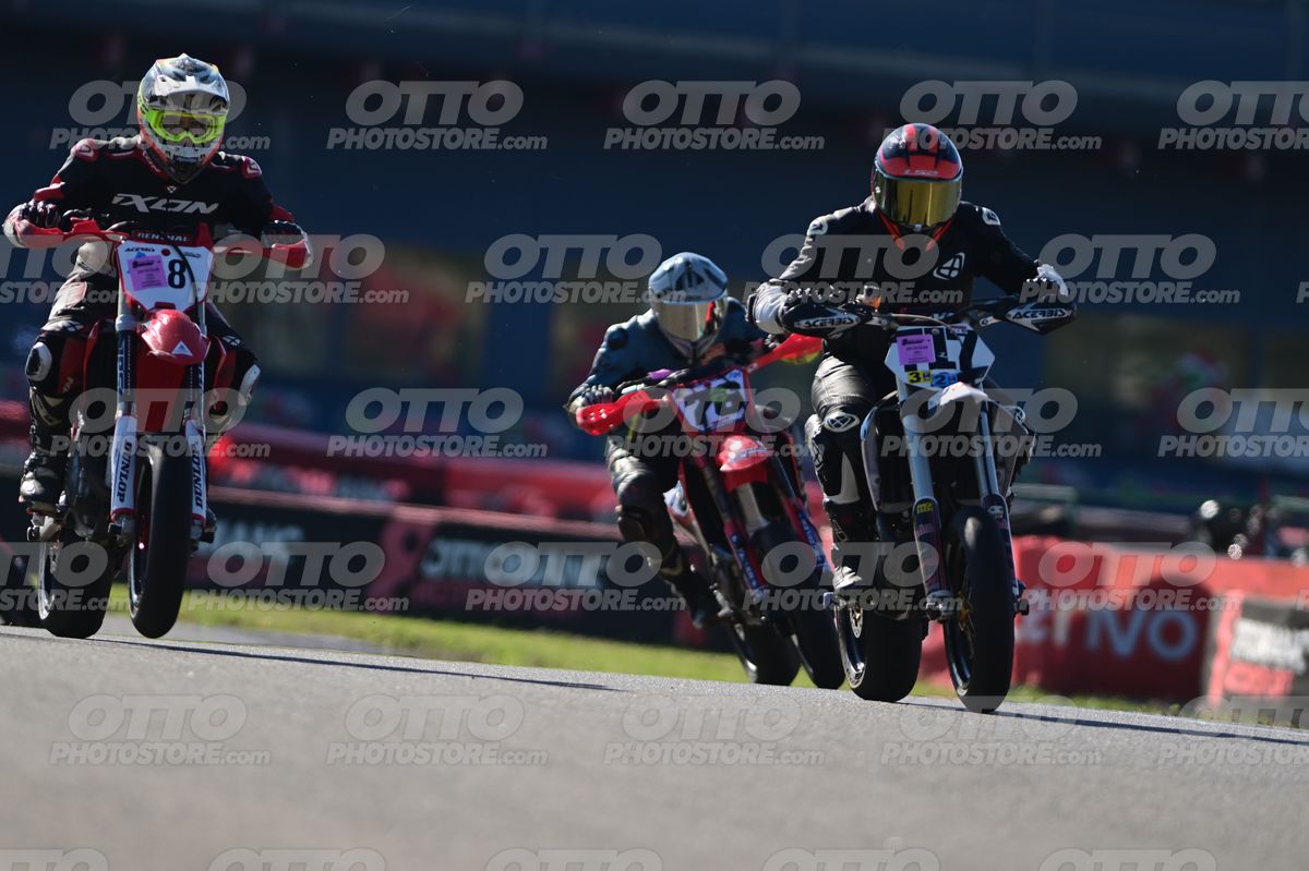 SUPERMOTO 717 · DSH_8843