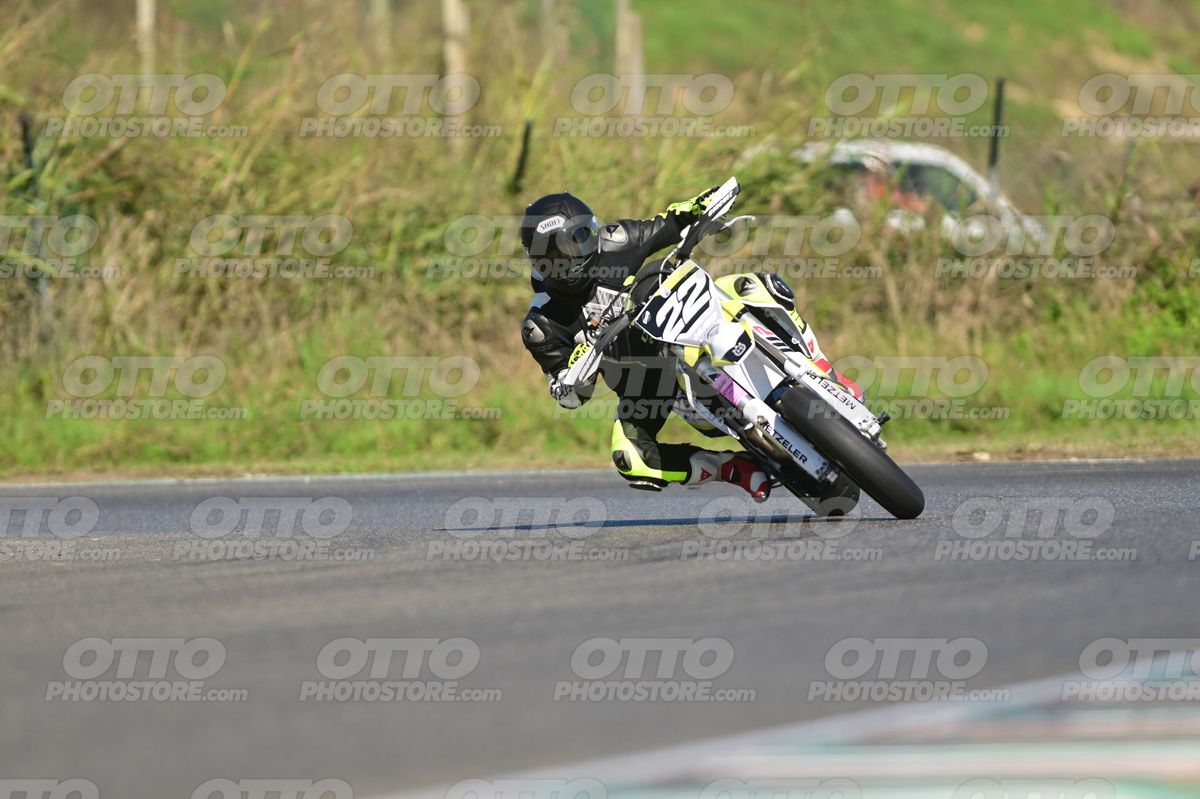 SUPERMOTO 22 · DSH_8862