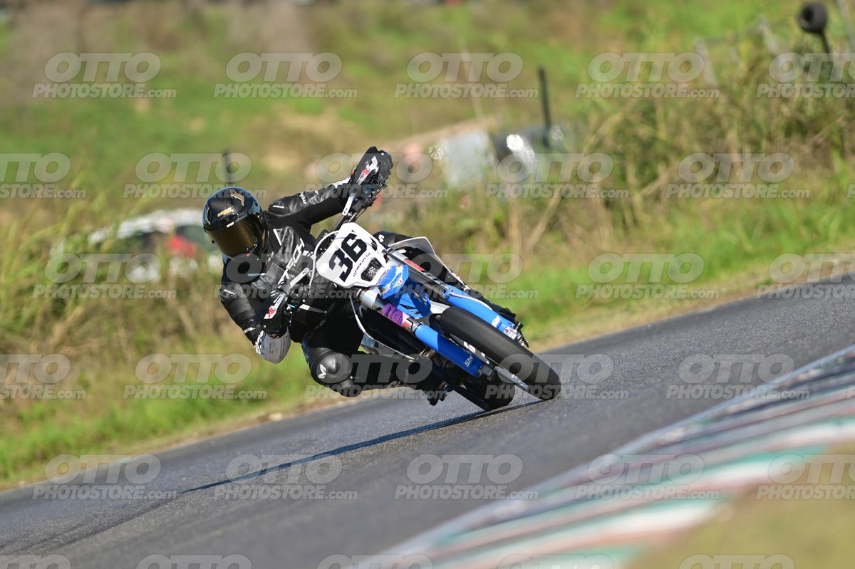 SUPERMOTO 36 · DSH_8879