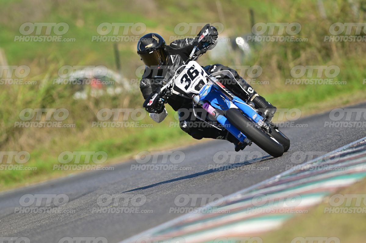 SUPERMOTO 36 · DSH_8881