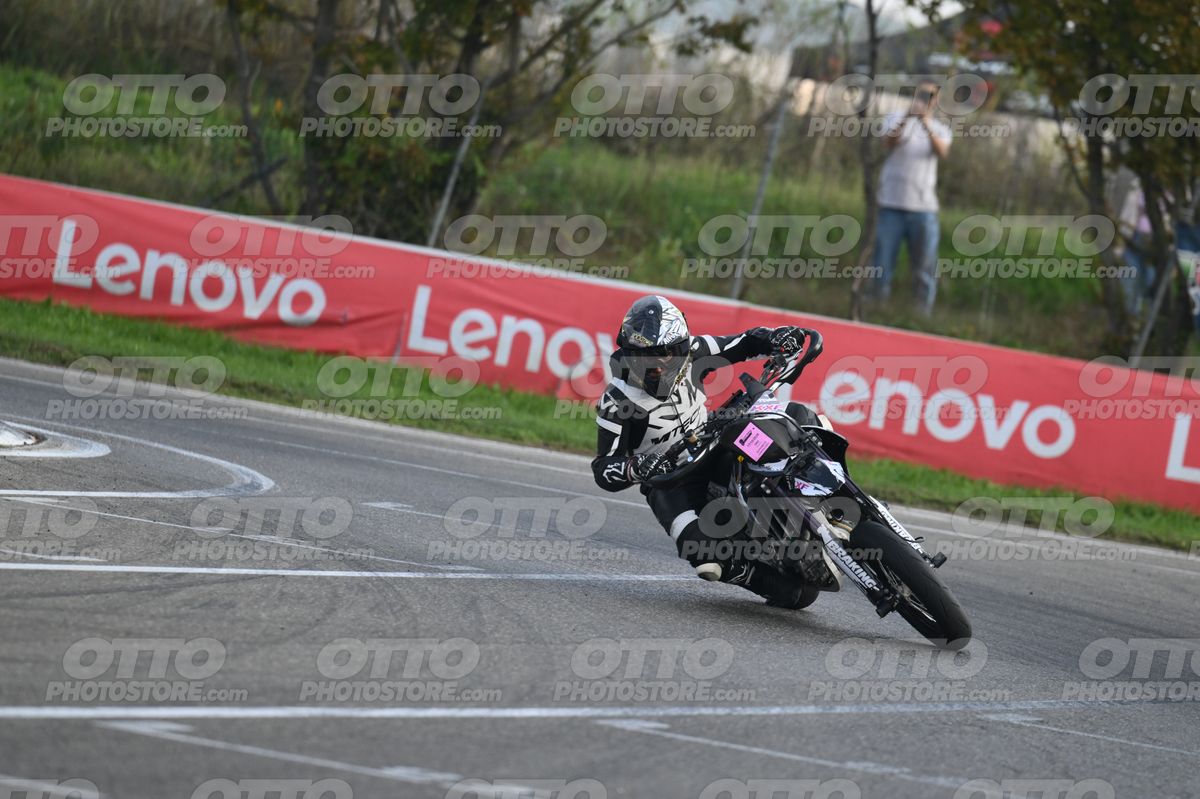 SUPERMOTO 0 KXF white black · DSH_8890