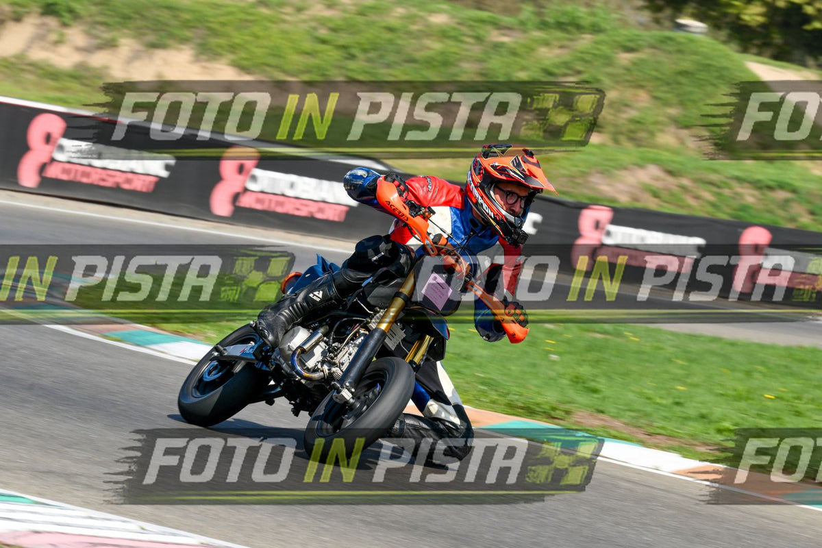 PITBIKE · DSH_8900