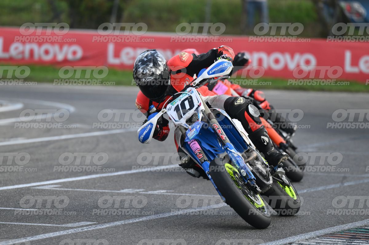 SUPERMOTO 10 · DSH_8910