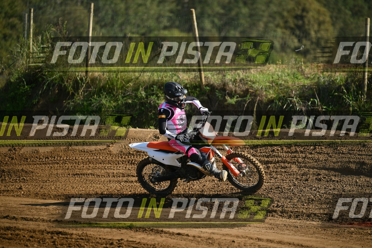 KTM - PINK WHITE SHIRT · DSH_8912
