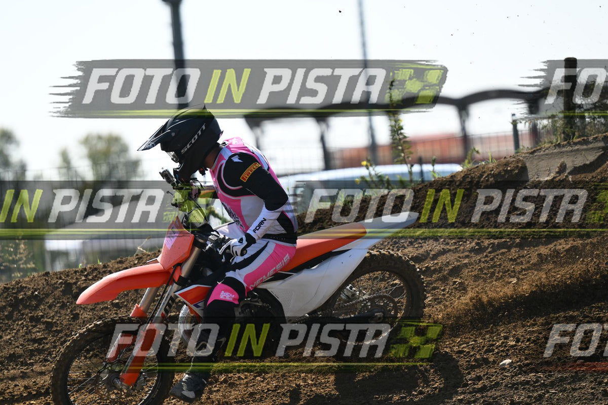 KTM - PINK WHITE SHIRT · DSH_8924