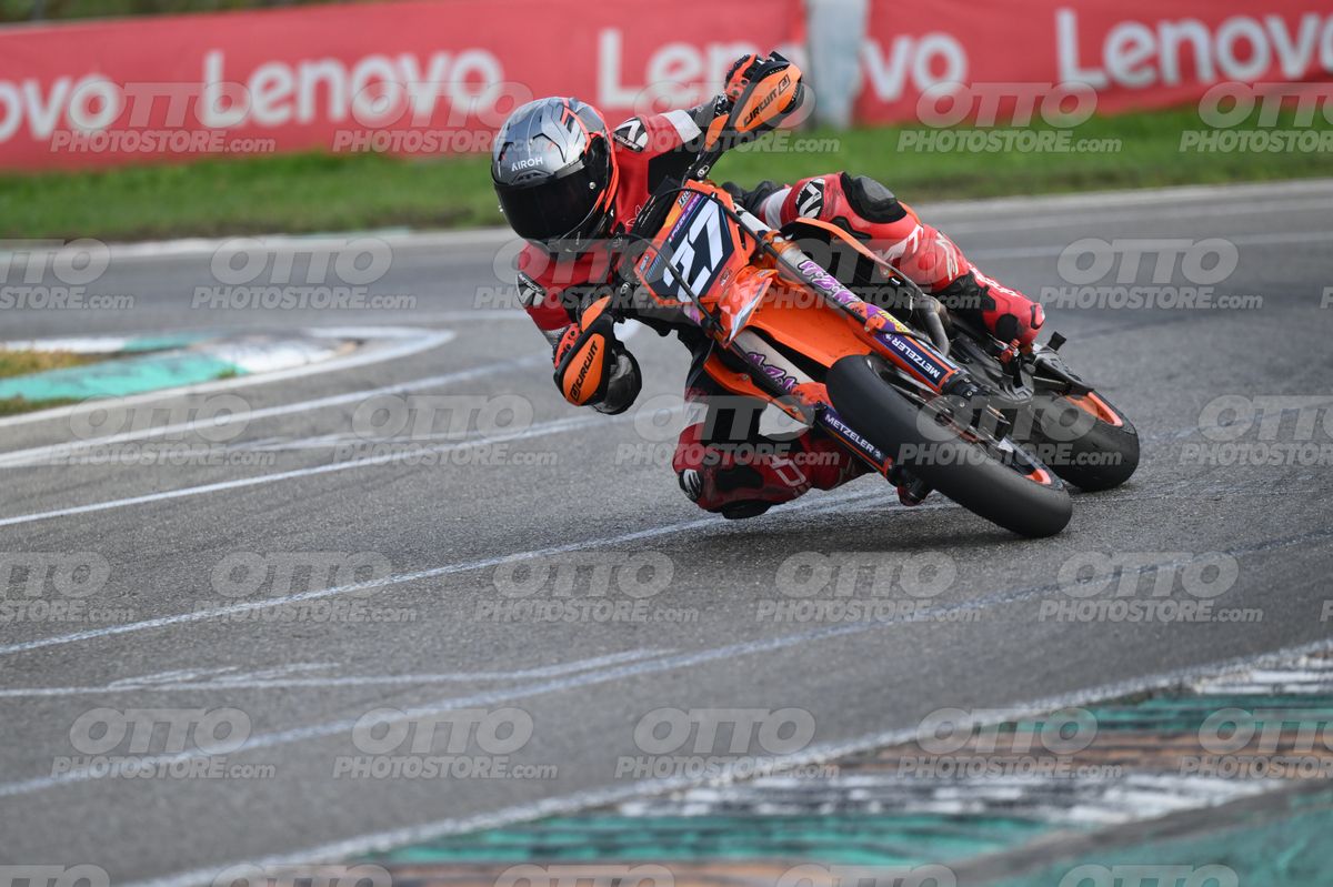 SUPERMOTO 27 · DSH_8987