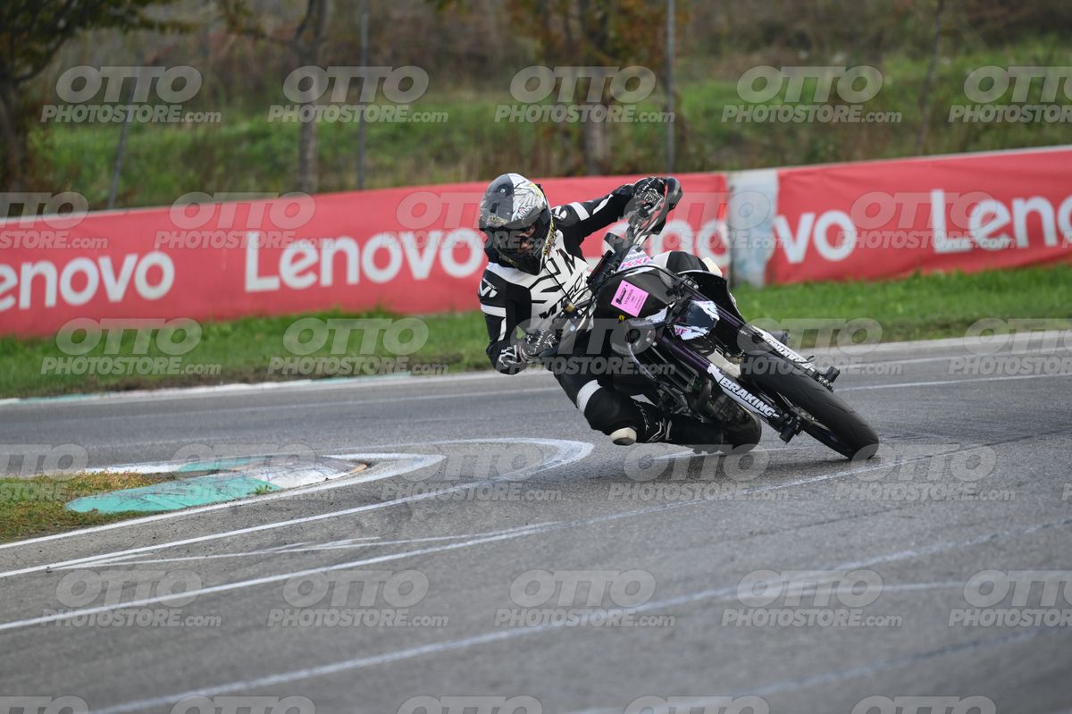 SUPERMOTO 0 KXF white black · DSH_8990