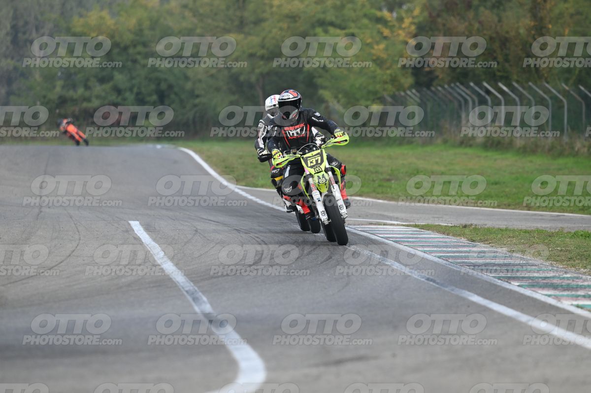 SUPERMOTO 137 · DSH_9073