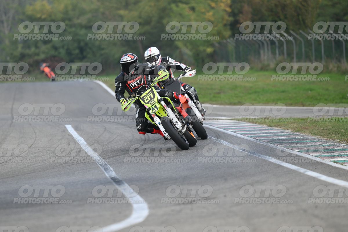 SUPERMOTO 137 · DSH_9075