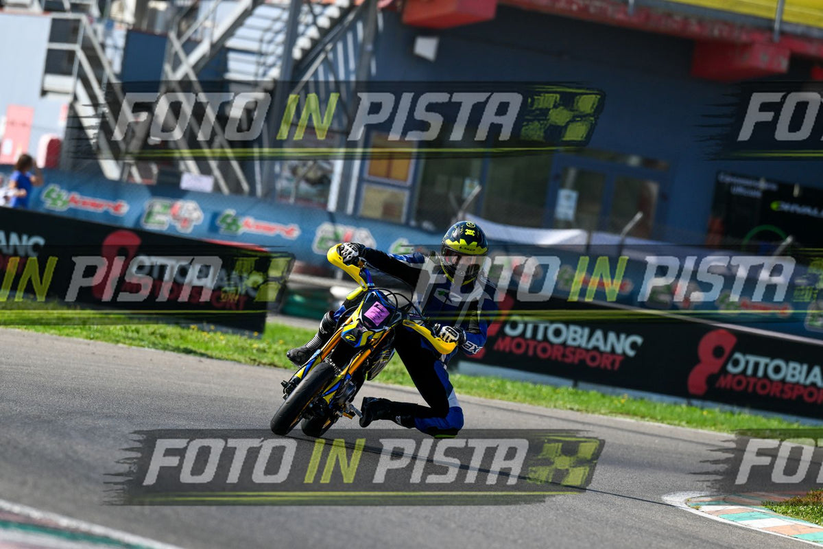 PITBIKE · DSH_9127