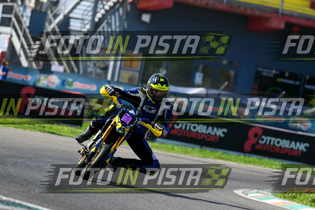 PITBIKE · DSH_9131
