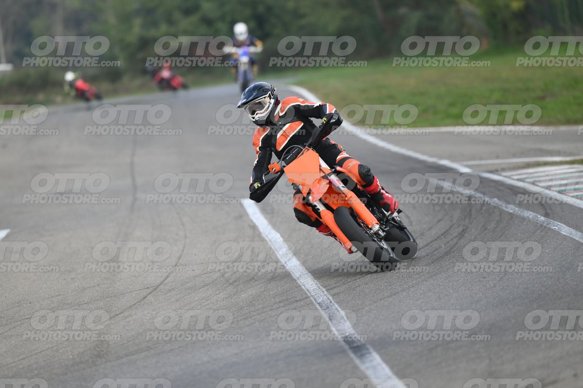 SUPERMOTO 0 KTM black orange · DSH_9260