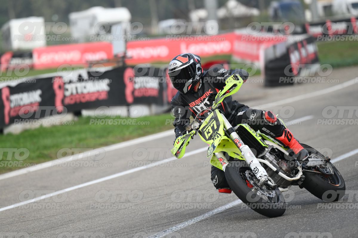 SUPERMOTO 137 · DSH_9316