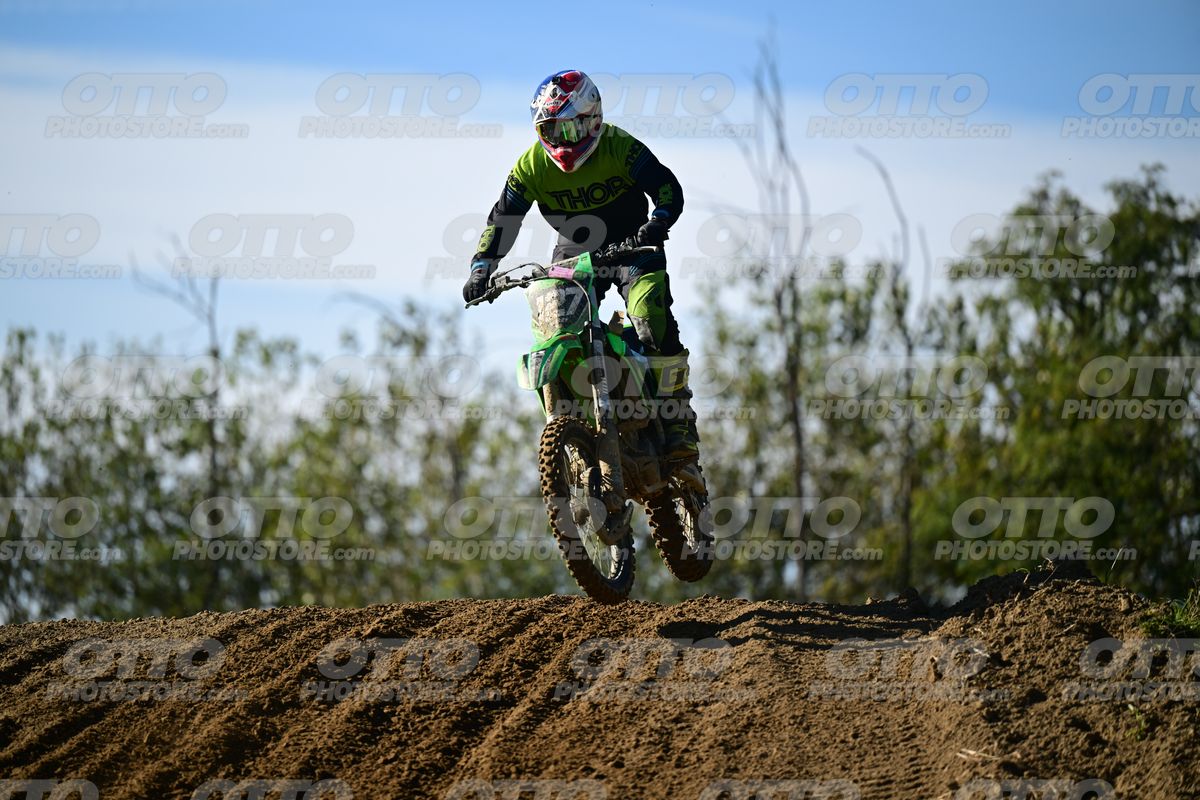 127 · DSH_9418