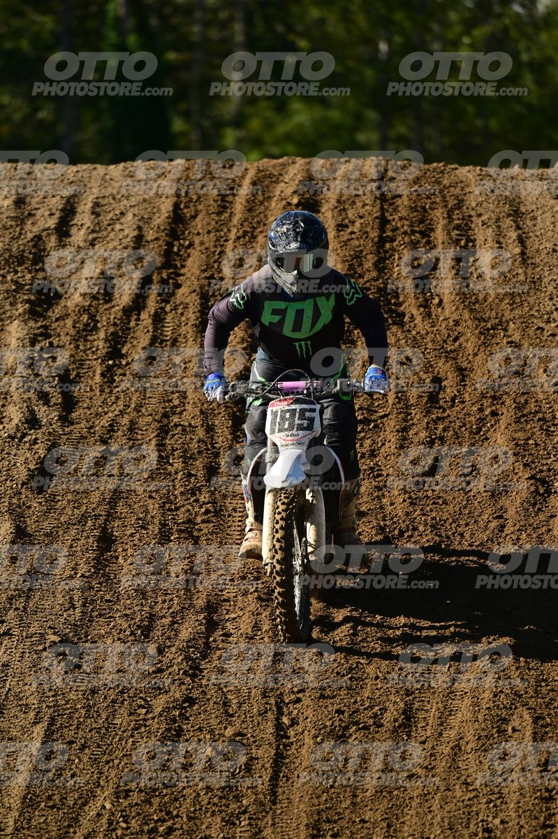 185 · DSH_9440