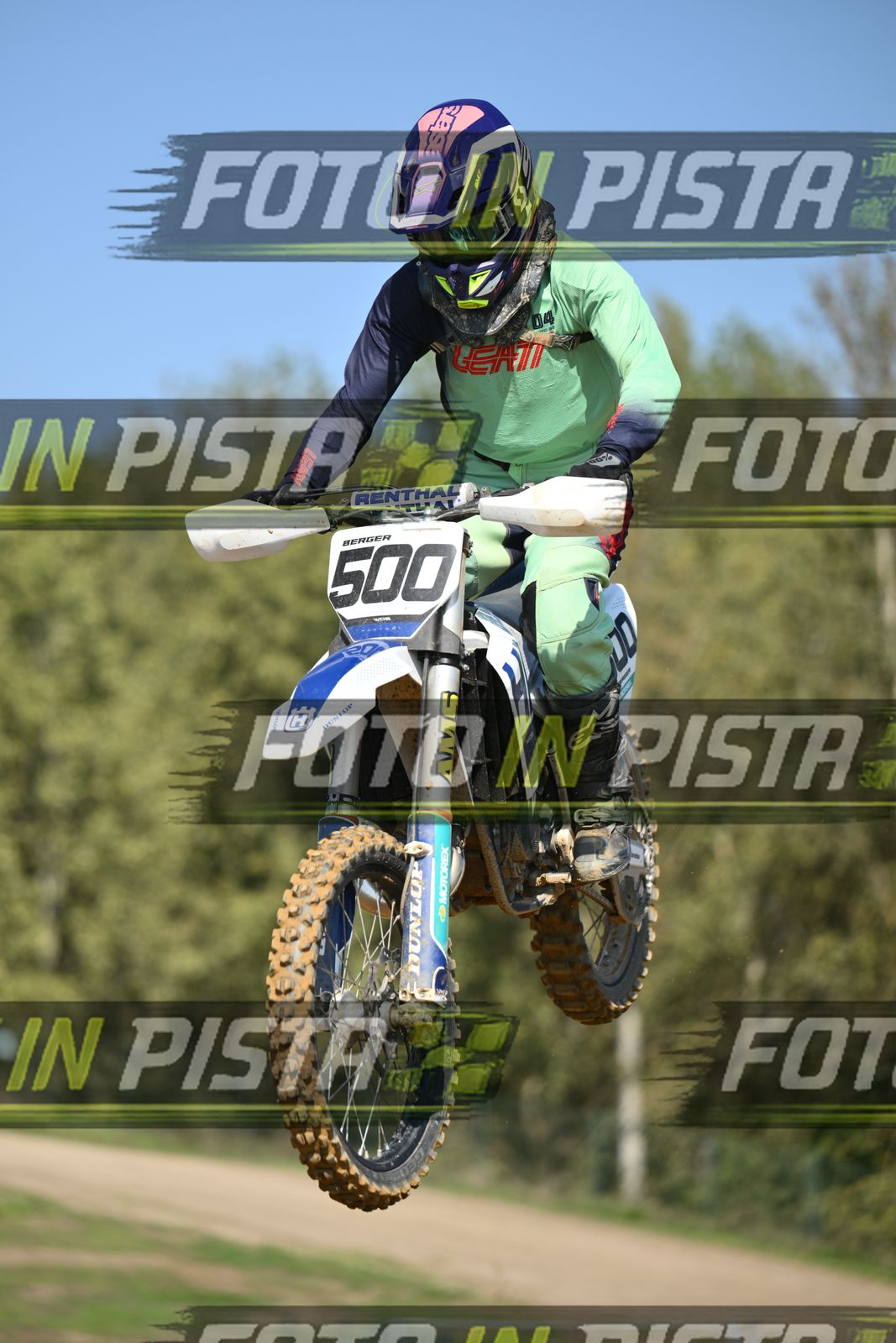 500 · DSH_9449