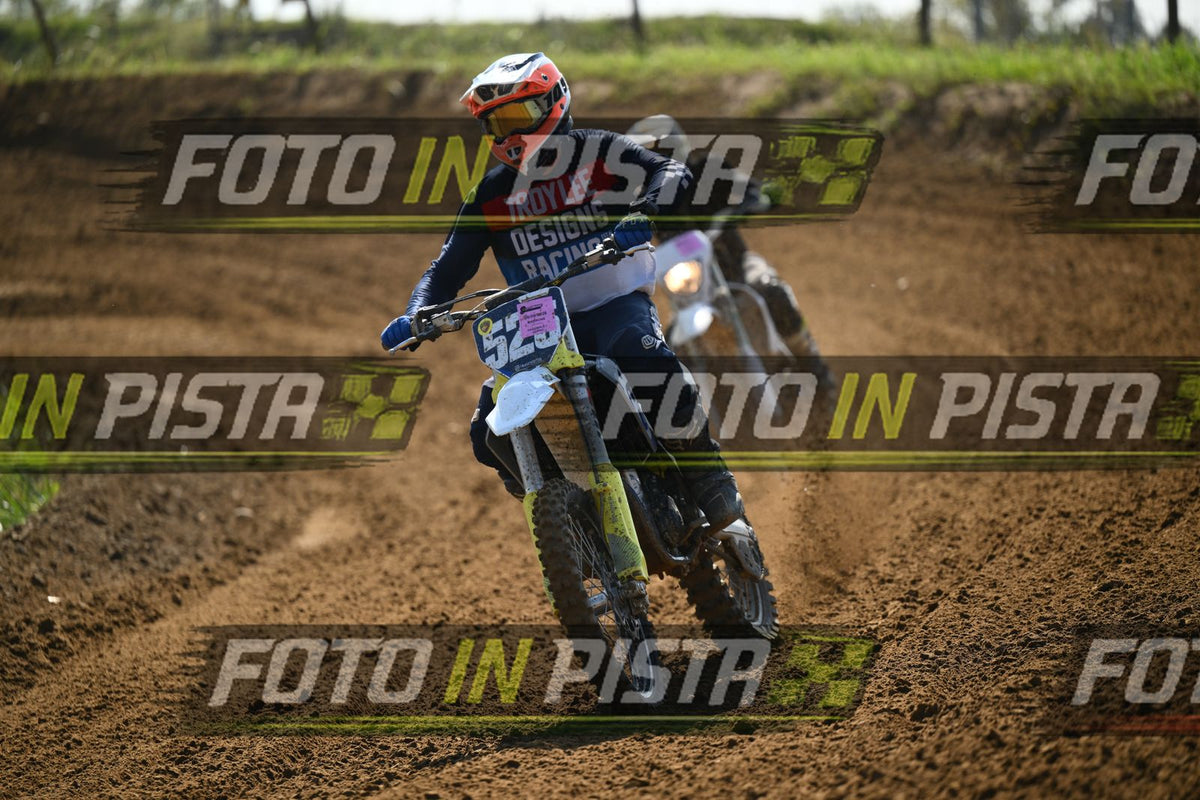 526 · DSH_9554