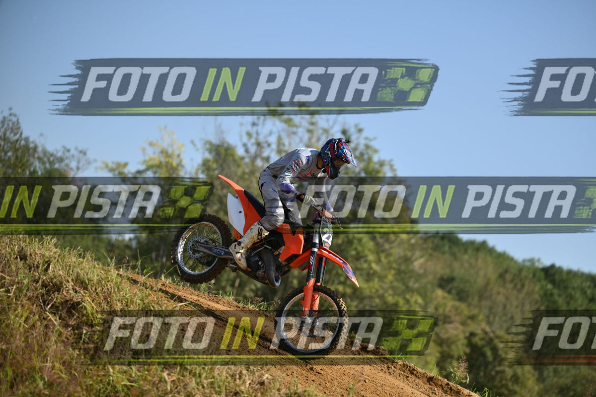 22 · DSH_9626
