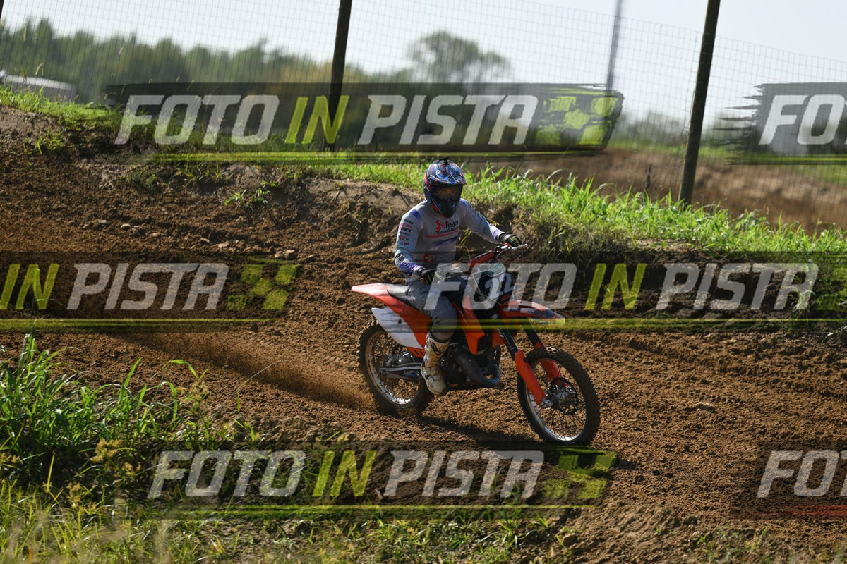22 · DSH_9633