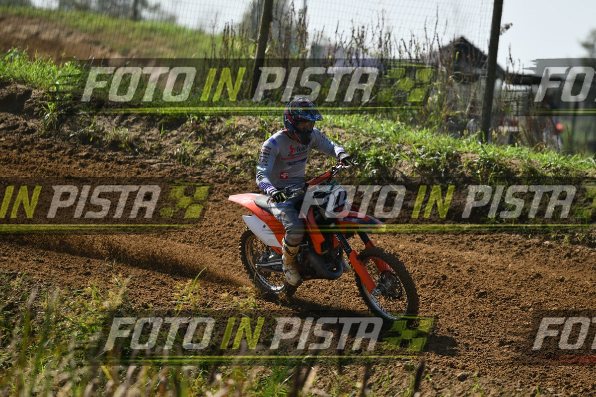 22 · DSH_9635
